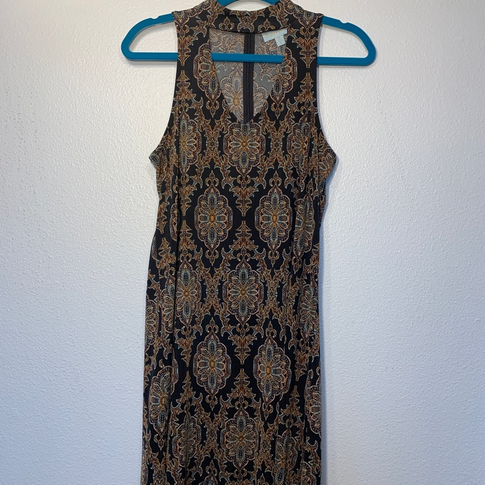 Veronica M patterned dress with cutout - Picture 2 of 8